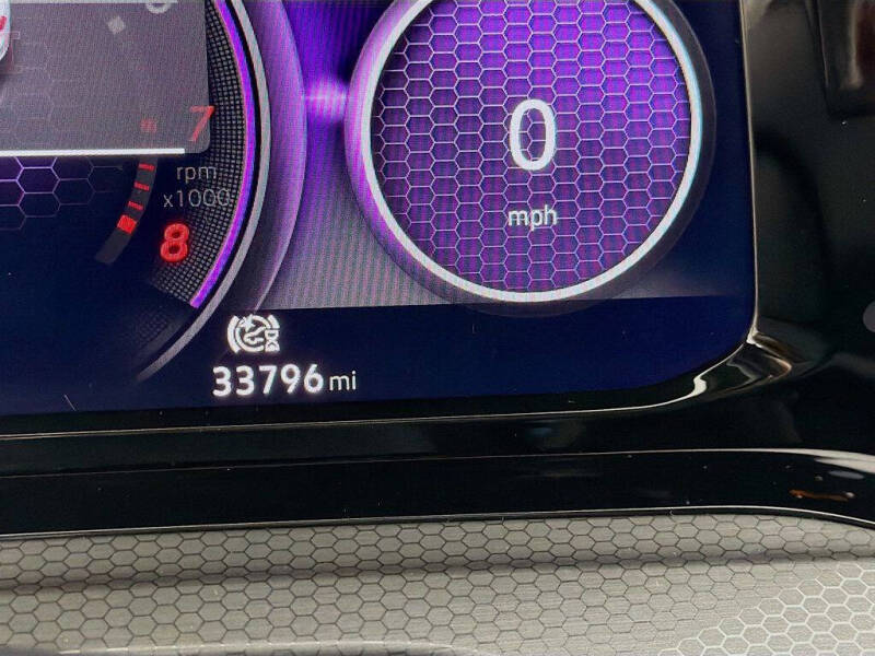 2024 Volkswagen Golf GTI SE