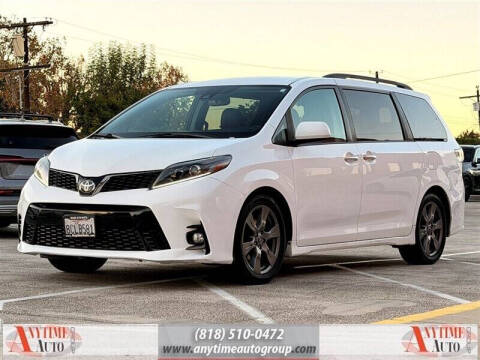 2018 Toyota Sienna SE 8-Passenger