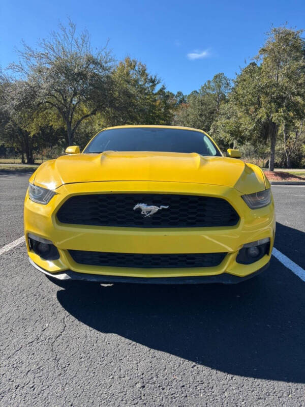 2016 Ford Mustang EcoBoost photo 2