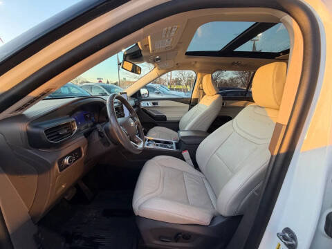 2023 Ford Explorer Platinum