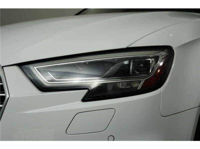 2017 Audi A3 Sportback e-tron 1.4T Premium Plus