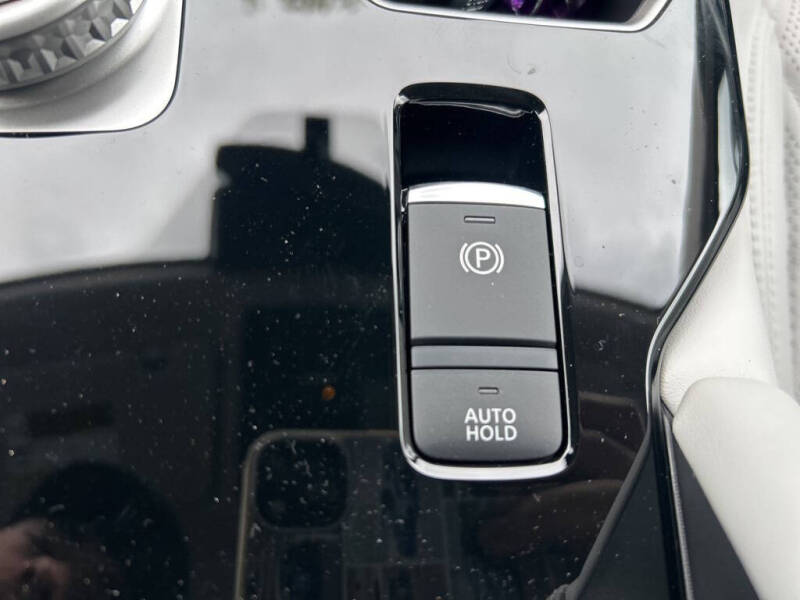 2025 Mitsubishi Outlander SEL Platinum Edition