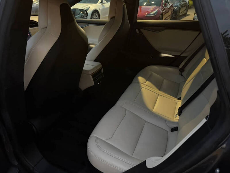 2020 Tesla Model S