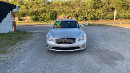 2012 INFINITI M 56 photo 2