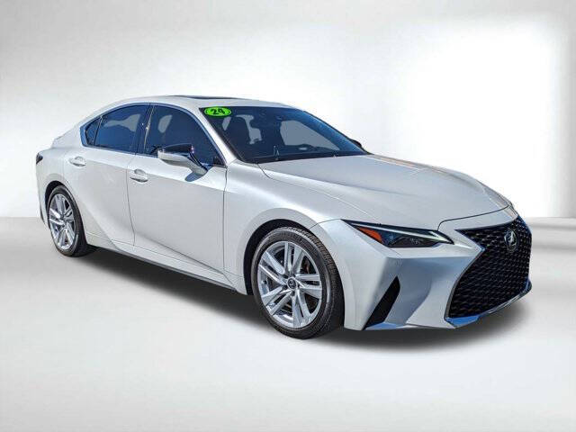 2024 Lexus IS 300