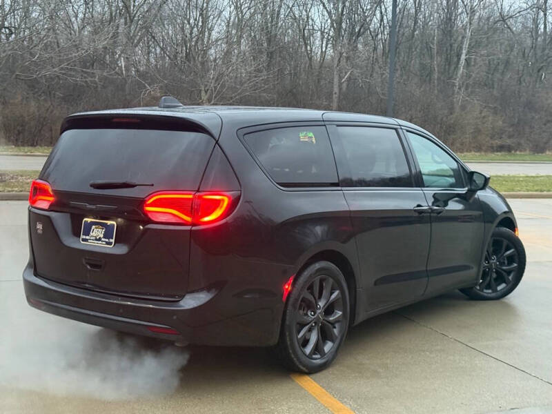 2018 Chrysler Pacifica Touring Plus