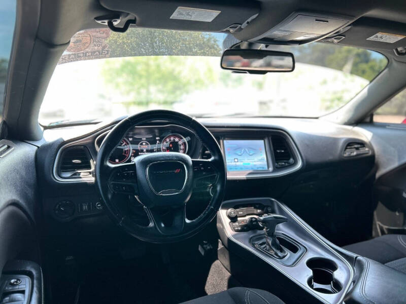 2020 Dodge Challenger SXT