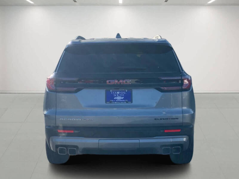 2025 GMC Acadia Elevation