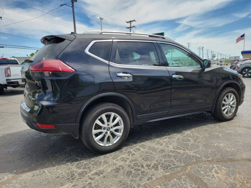 2020 Nissan Rogue