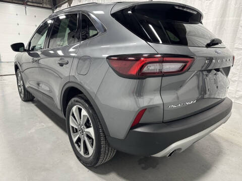 2025 Ford Escape Platinum