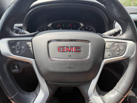 2017 GMC Acadia SLT-2