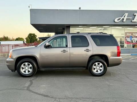 2012 GMC Yukon SLE