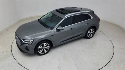 2024 Audi Q8 e-tron quattro Premium