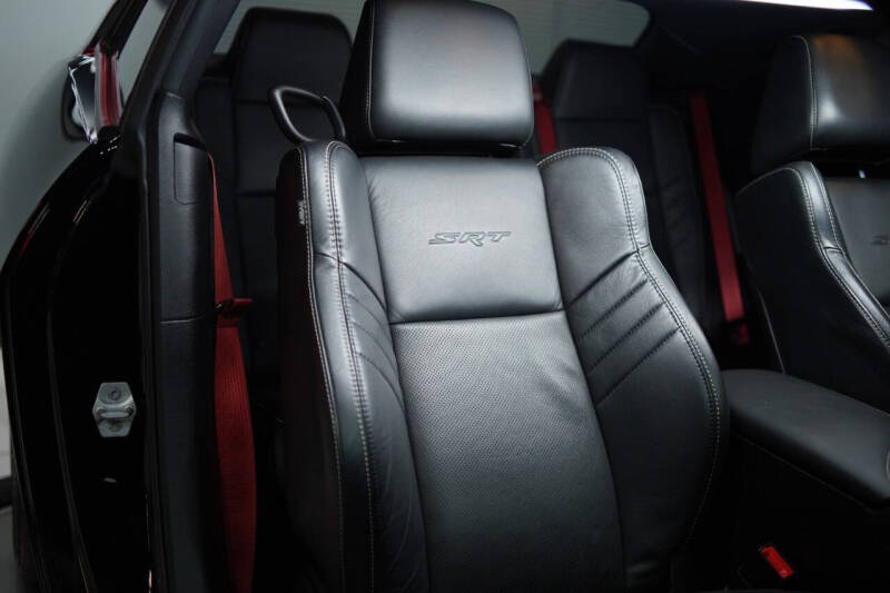 2015 Dodge Challenger SRT Hellcat
