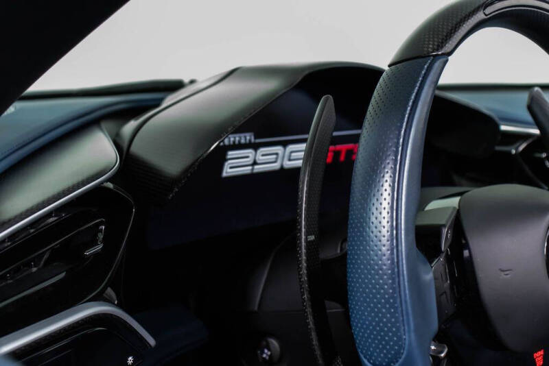 2025 Ferrari 296 GTS