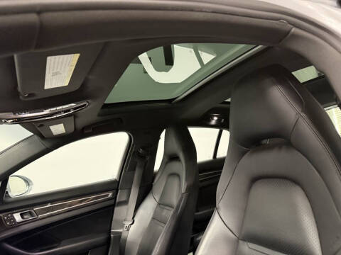 2017 Porsche Panamera 4S