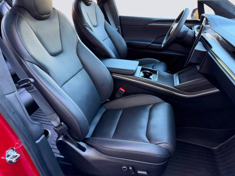 2023 Tesla Model X Plaid
