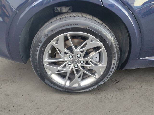 2025 Genesis GV70 2.5T Standard