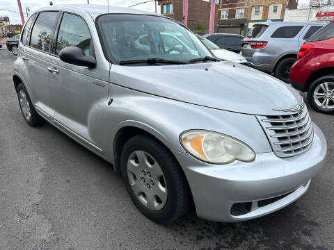 2006 Chrysler PT Cruiser for sale at Luxury Motors in Detroit MI