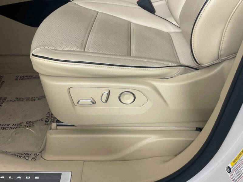 2021 Cadillac Escalade Premium Luxury