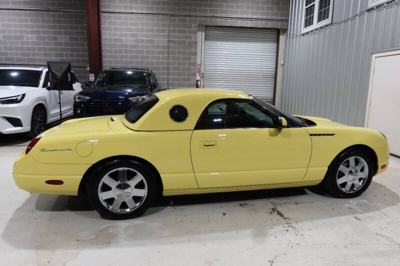 2002 Ford Thunderbird Deluxe