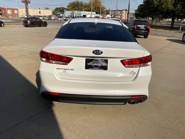 2016 Kia Optima for sale at Auto Connection in Waterloo, IA