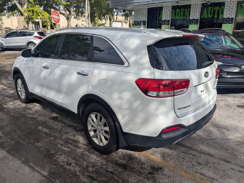 2017 Kia Sorento LX