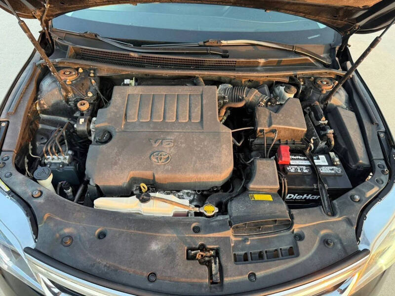 2014 Toyota Avalon XLE