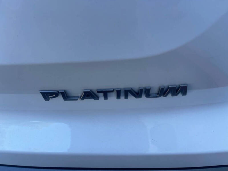 2026 Nissan Pathfinder Platinum