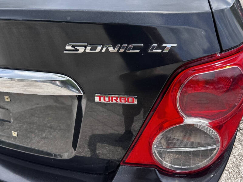 2015 Chevrolet Sonic LT Manual