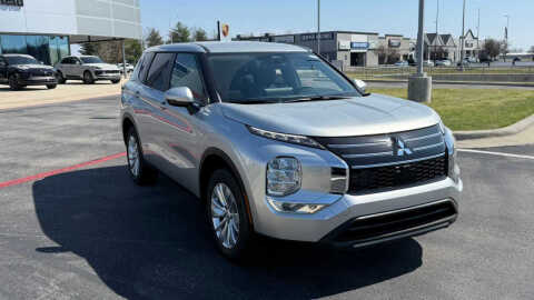 2026 Mitsubishi Outlander ES