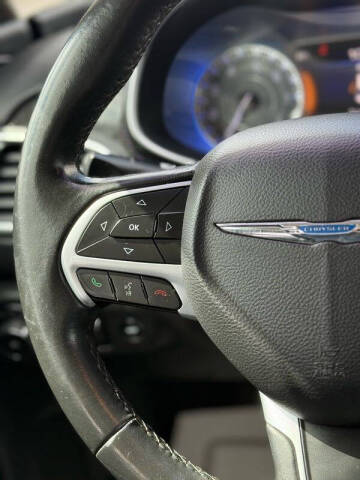 2015 Chrysler 200 C