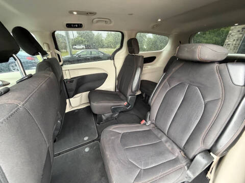 2017 Chrysler Pacifica Touring
