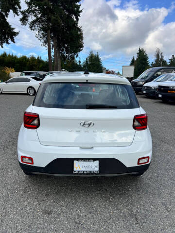 2022 Hyundai Venue SE