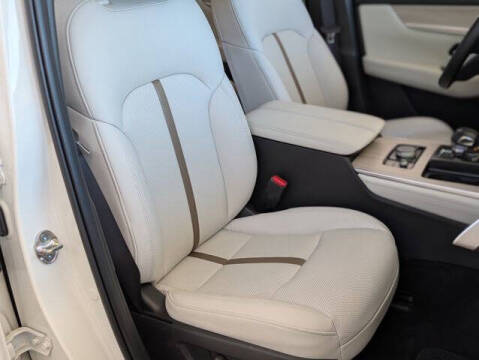 2025 Mazda CX-90 Plug-in Hybrid Premium Plus