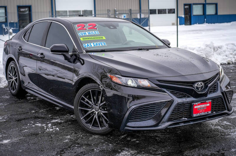 2022 Toyota Camry SE