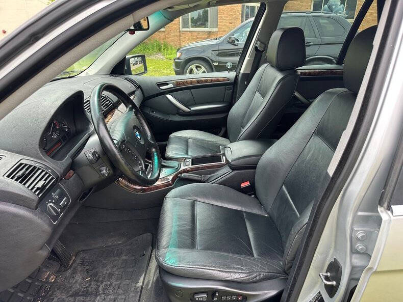 2001 BMW X5 4.4i