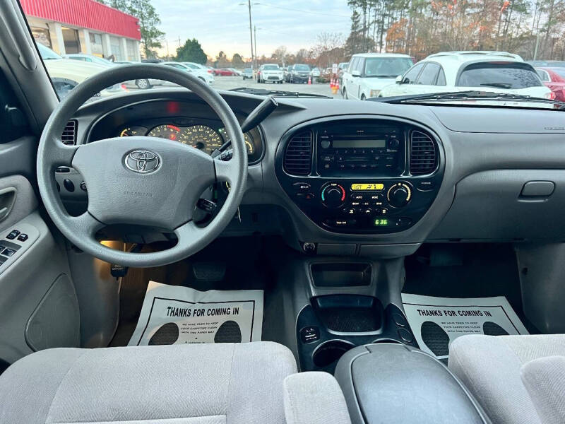 2003 Toyota Sequoia SR5