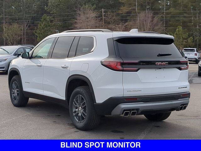2025 GMC Acadia Elevation