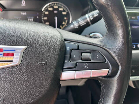 2020 Cadillac XT4 Luxury