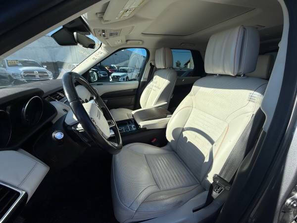 2017 Land Rover Discovery HSE Luxury