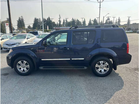 2011 Nissan Pathfinder Silver Edition