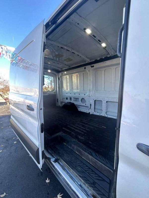 2019 Ford Transit 250