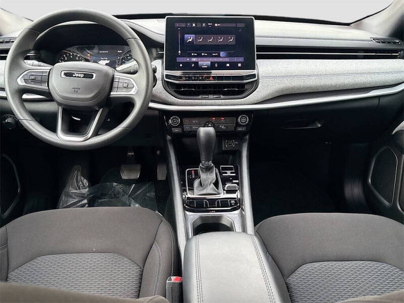 2024 Jeep Compass Sport