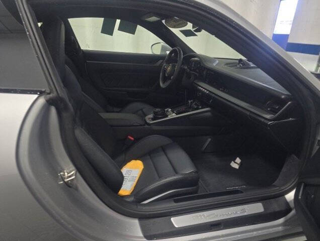 2025 Porsche 911 Carrera S