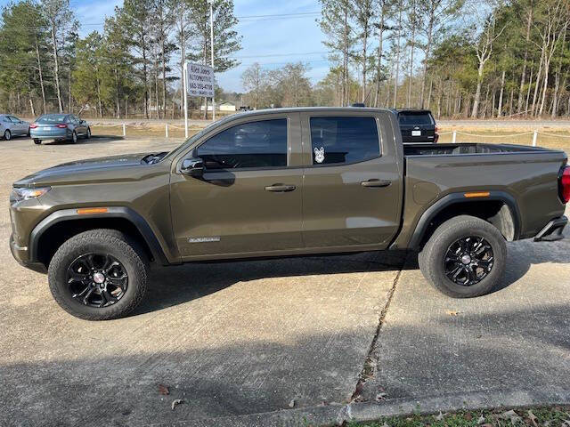 2024 GMC Canyon Elevation's photo