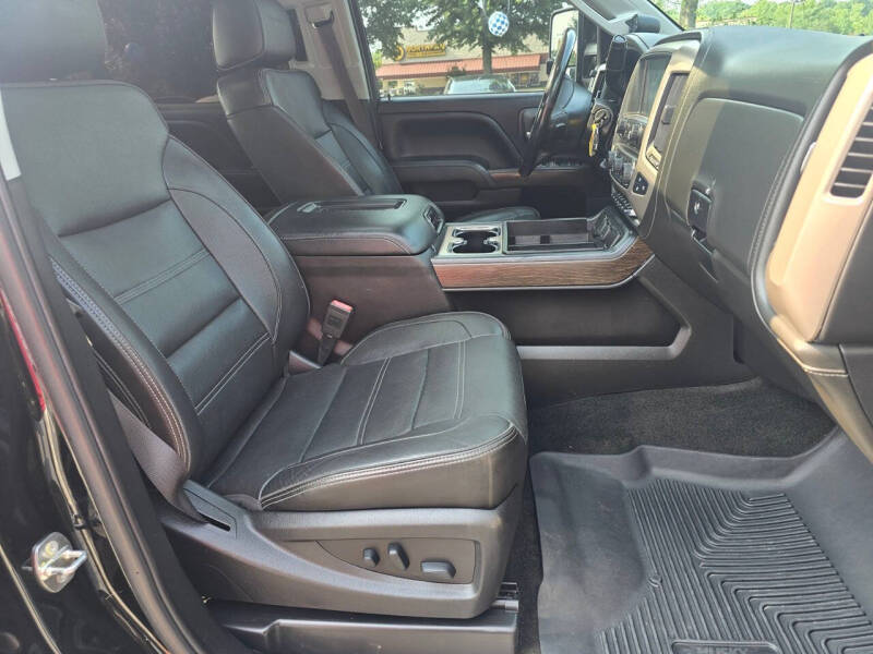 2017 GMC Sierra 2500HD Denali