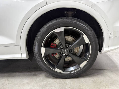 2020 Audi SQ5 3.0T quattro Prestige