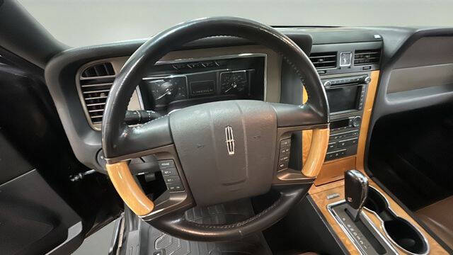 2013 Lincoln Navigator L