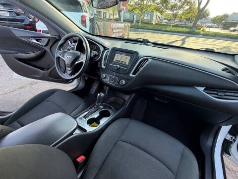 2017 Chevrolet Malibu LS